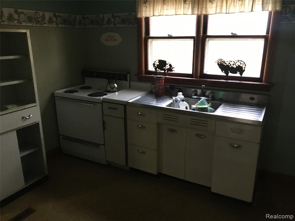 6855 Baker Road Lexington, MI 48450 - Photo 18 of 23