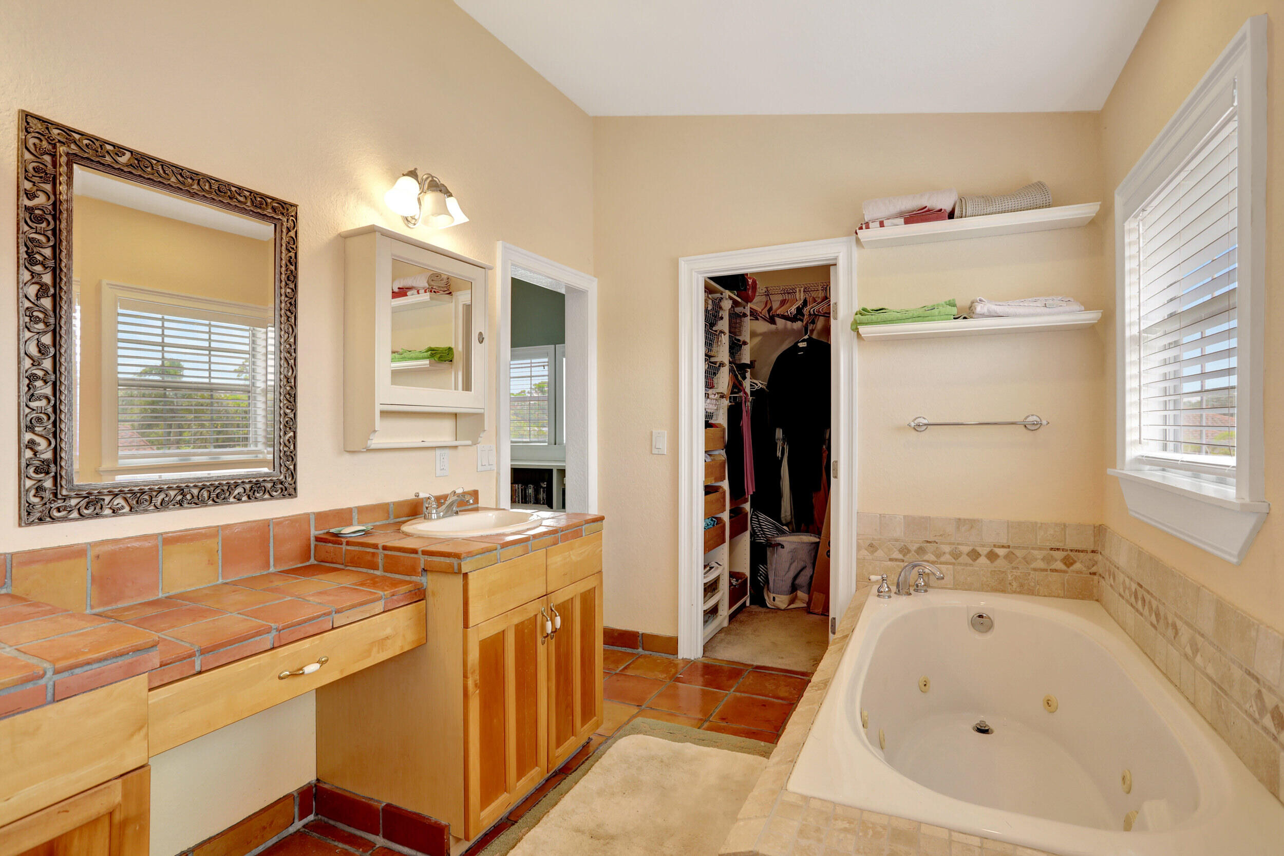 237 Northwest 7th Street Boca Raton, FL 33432 - Photo 14 of 17 Master Bath