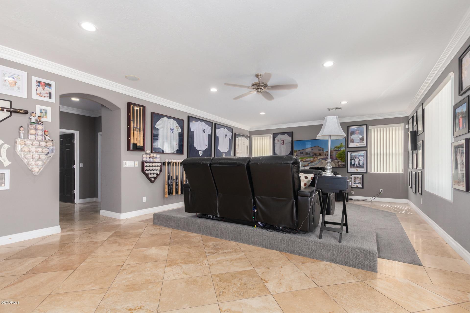6822 West Rowel Road Peoria, AZ 85383 - Photo 11 of 40 Rowell (11)