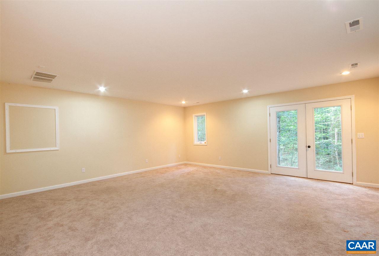 114 Riverside Drive Palmyra, VA 22963 - Photo 30 of 31 a view of an empty room with a window