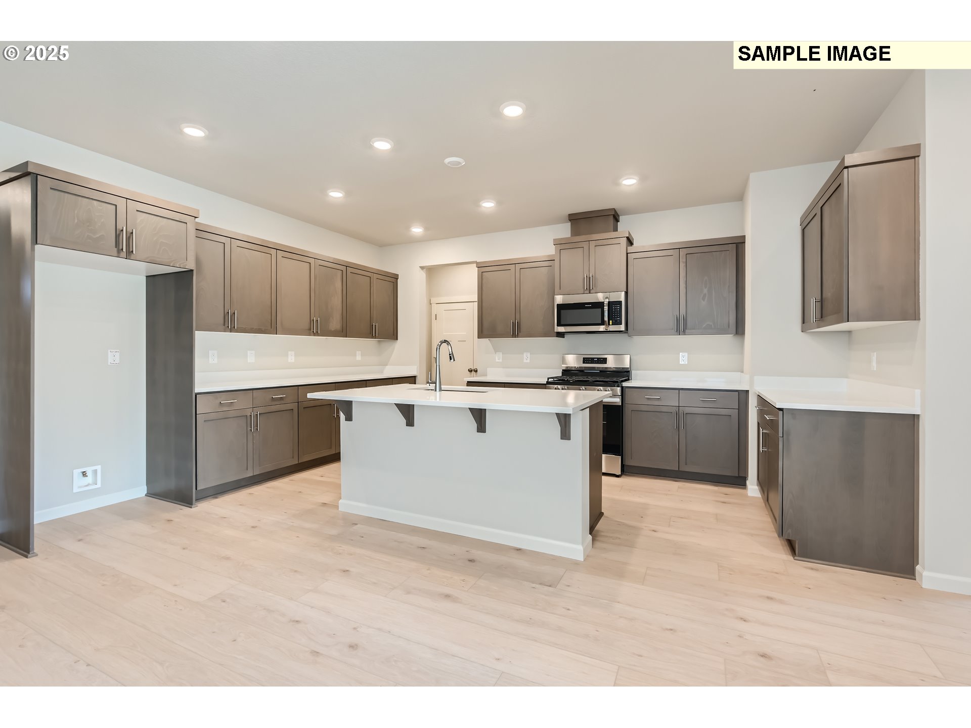 16675 Southwest Chetco Court Tigard, OR 97224 - Photo 21 of 29