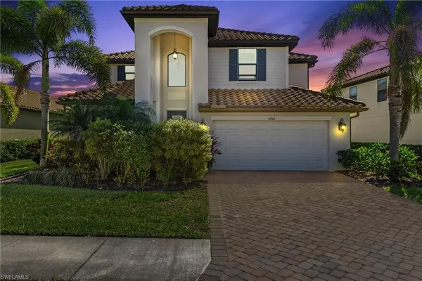 $999,000 | 4764 Formosa Drive, Naples, FL 34119