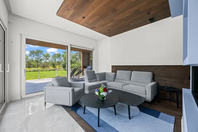 $2,999,999 | 711 Becker Road, Glenview, IL 60025