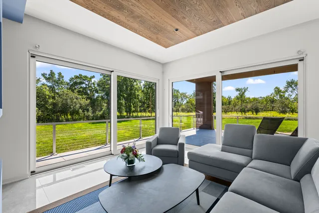 $2,999,999 | 711 Becker Road, Glenview, IL 60025