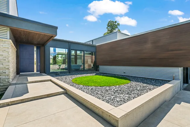 $2,999,999 | 711 Becker Road, Glenview, IL 60025