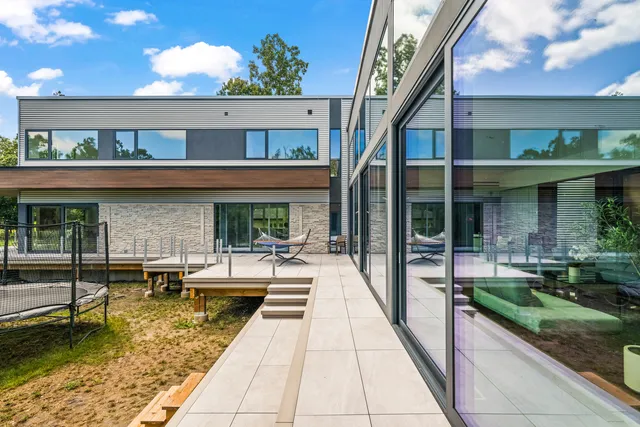 $2,999,999 | 711 Becker Road, Glenview, IL 60025