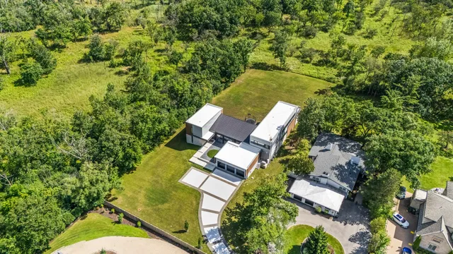 $2,999,999 | 711 Becker Road, Glenview, IL 60025