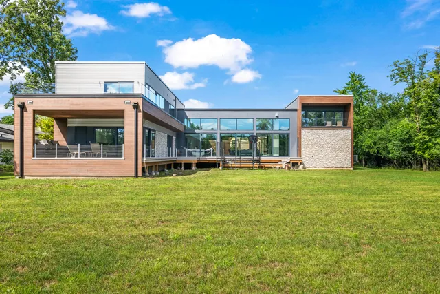 $2,999,999 | 711 Becker Road, Glenview, IL 60025