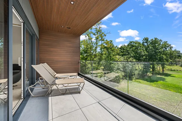 $2,999,999 | 711 Becker Road, Glenview, IL 60025