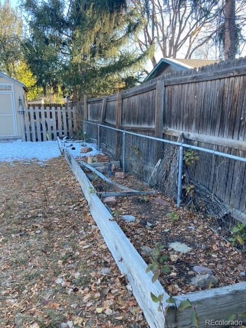 8347 Ames Way Arvada, CO 80003 - Photo 3 of 12