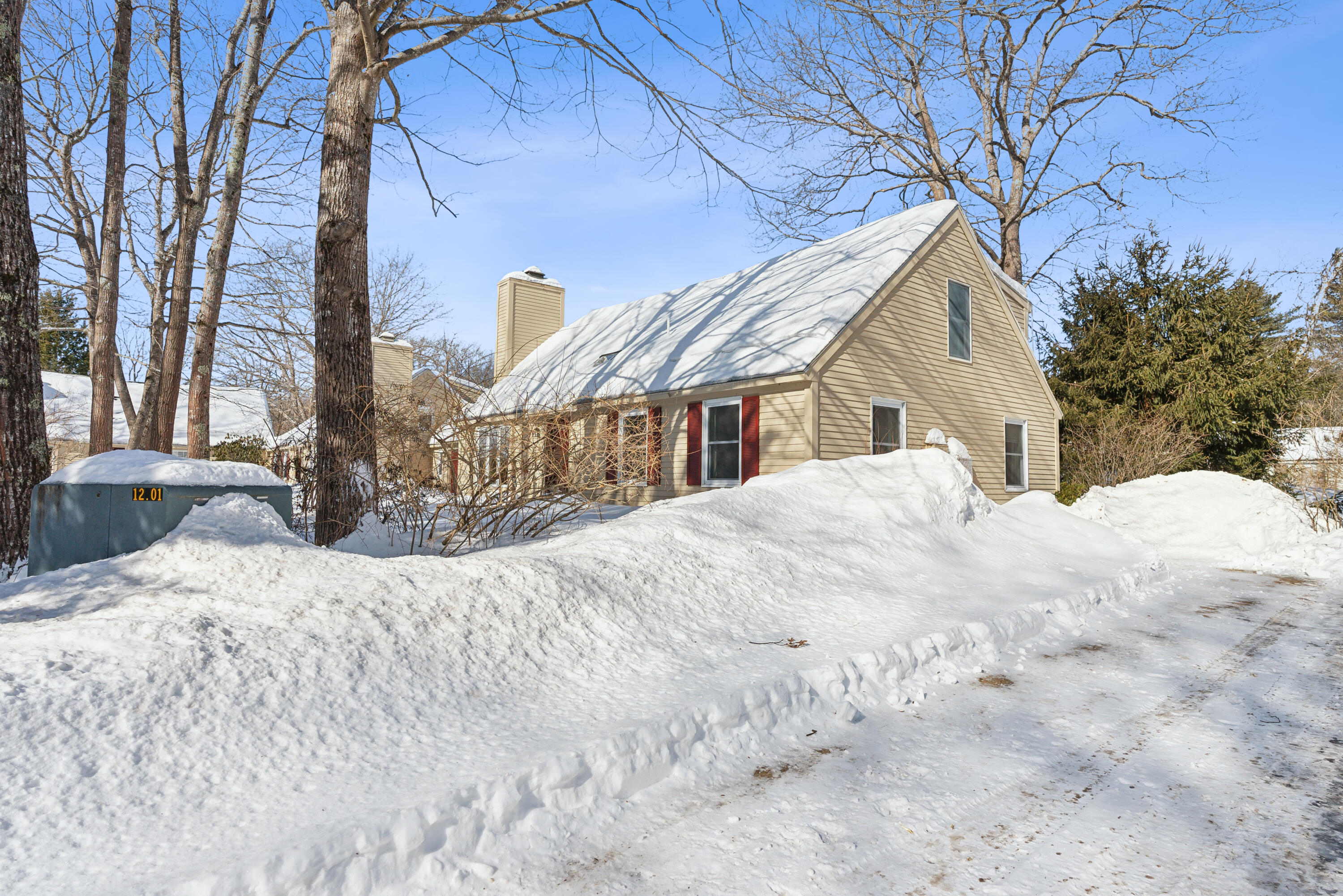 43 Willow Grove Road, Unit 43 Brunswick, ME 04011 - Photo 33 of 42 Exterior Side View