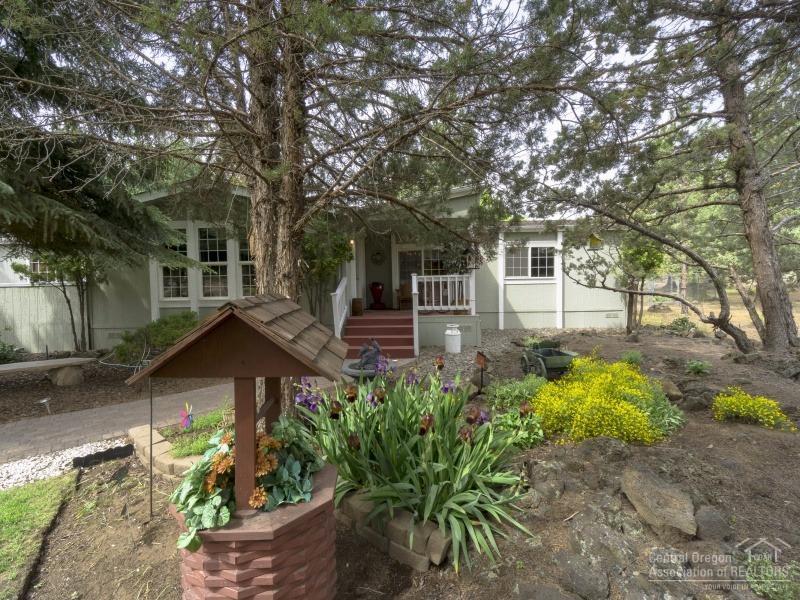 64847 Grande Loop Bend, OR 97701 - Photo 3 of 25 Additional Photo