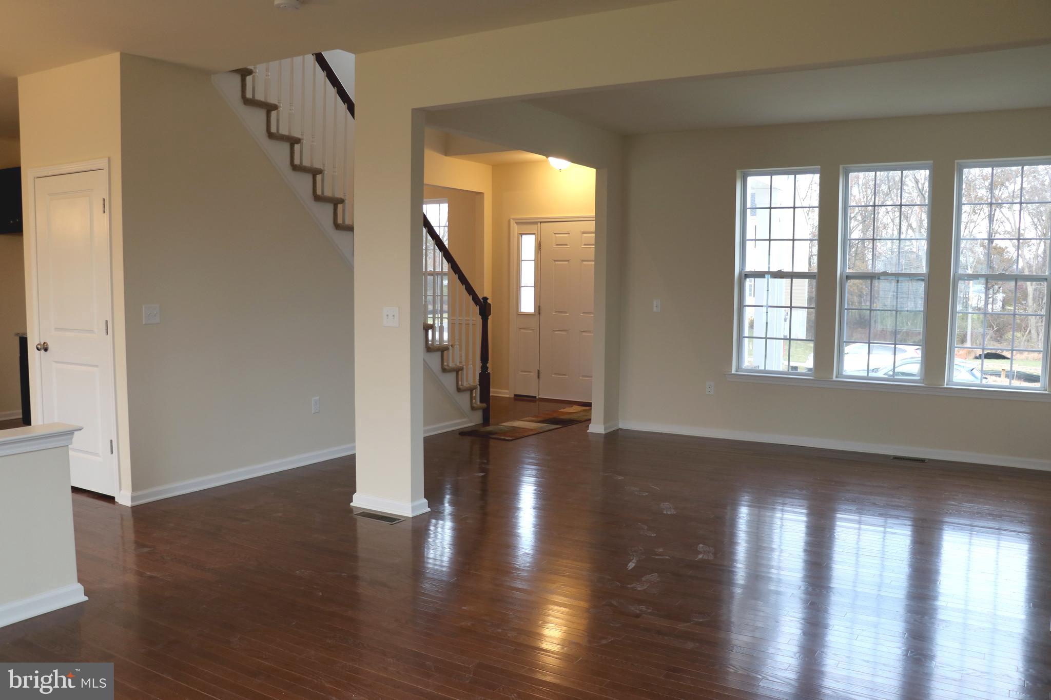 30 Stoneham Road Ewing, NJ 08638 - Photo 12 of 29 Sample Living/Family Room