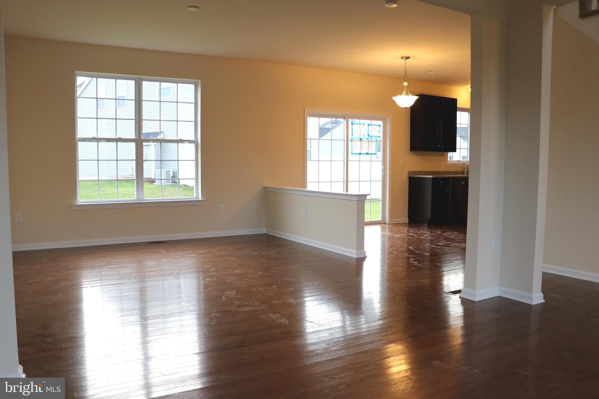 30 Stoneham Road Ewing, NJ 08638 - Photo 13 of 29 Sample Living/Family Room