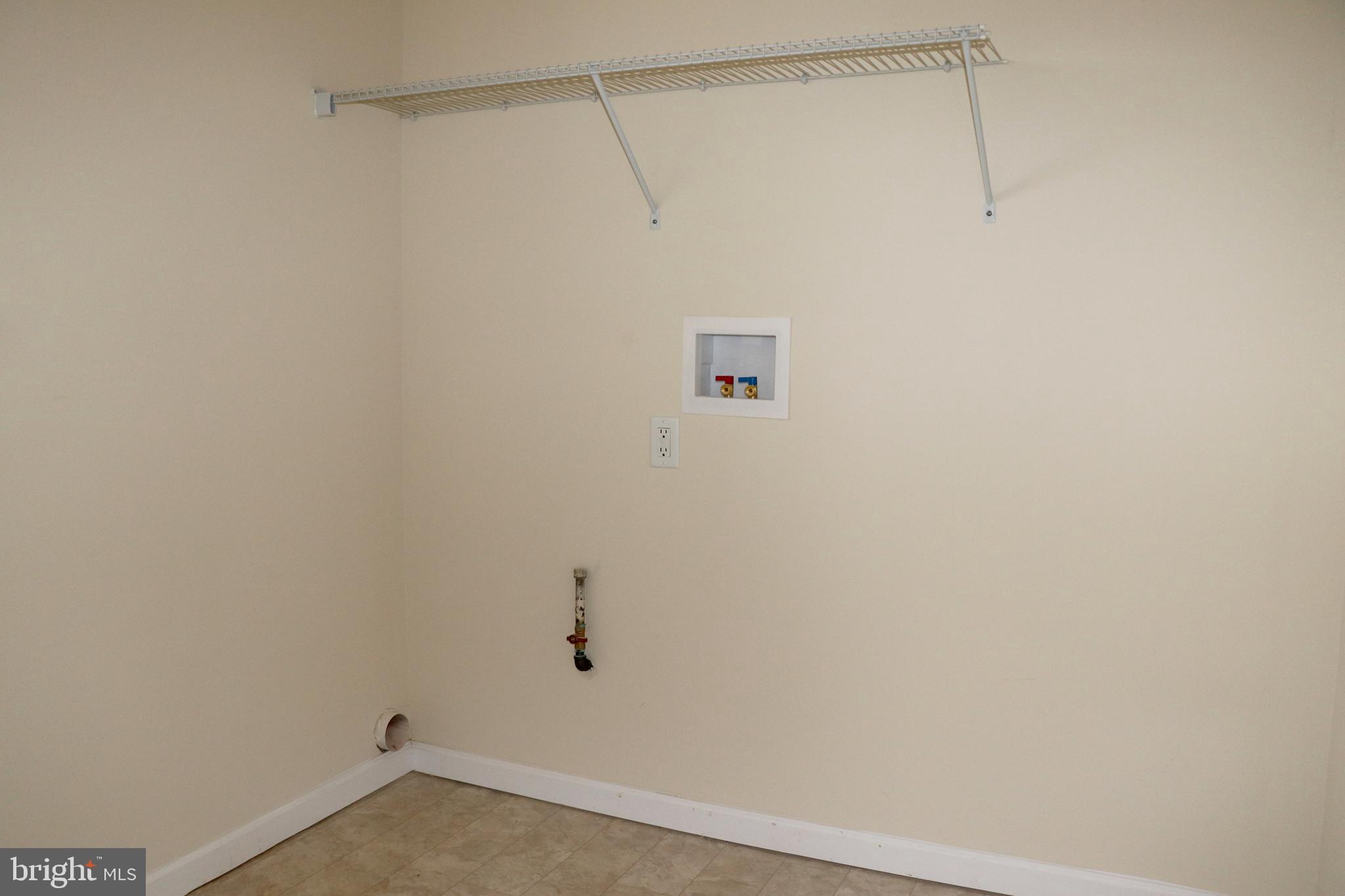 30 Stoneham Road Ewing, NJ 08638 - Photo 26 of 29 Sample laundry room