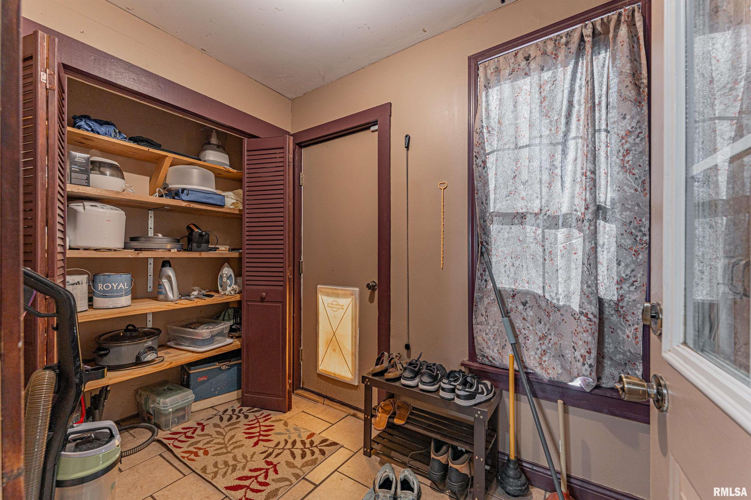 216 3rd Street Lincoln, IL 62656 - Photo 21 of 48