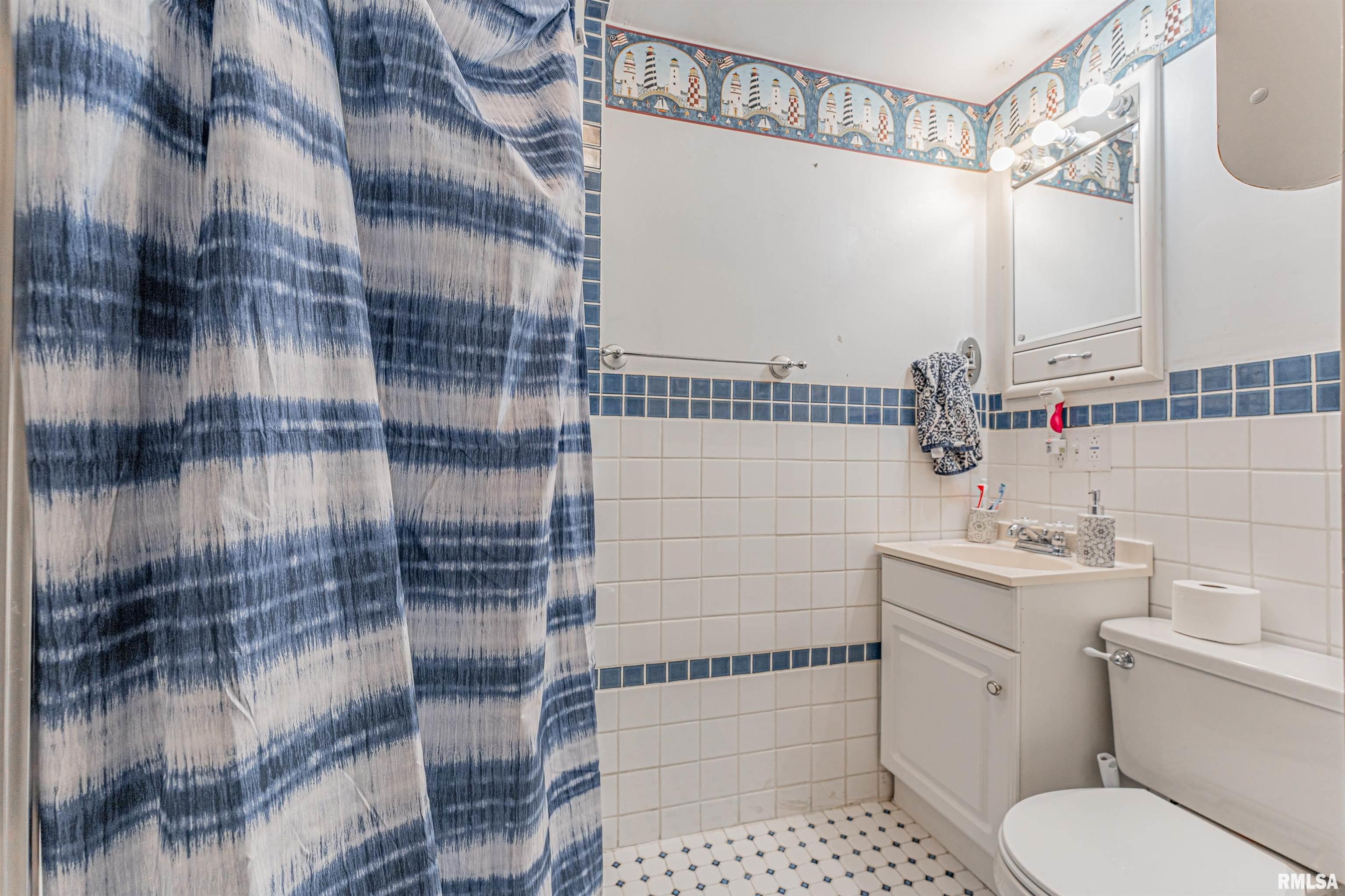 216 3rd Street Lincoln, IL 62656 - Photo 24 of 48