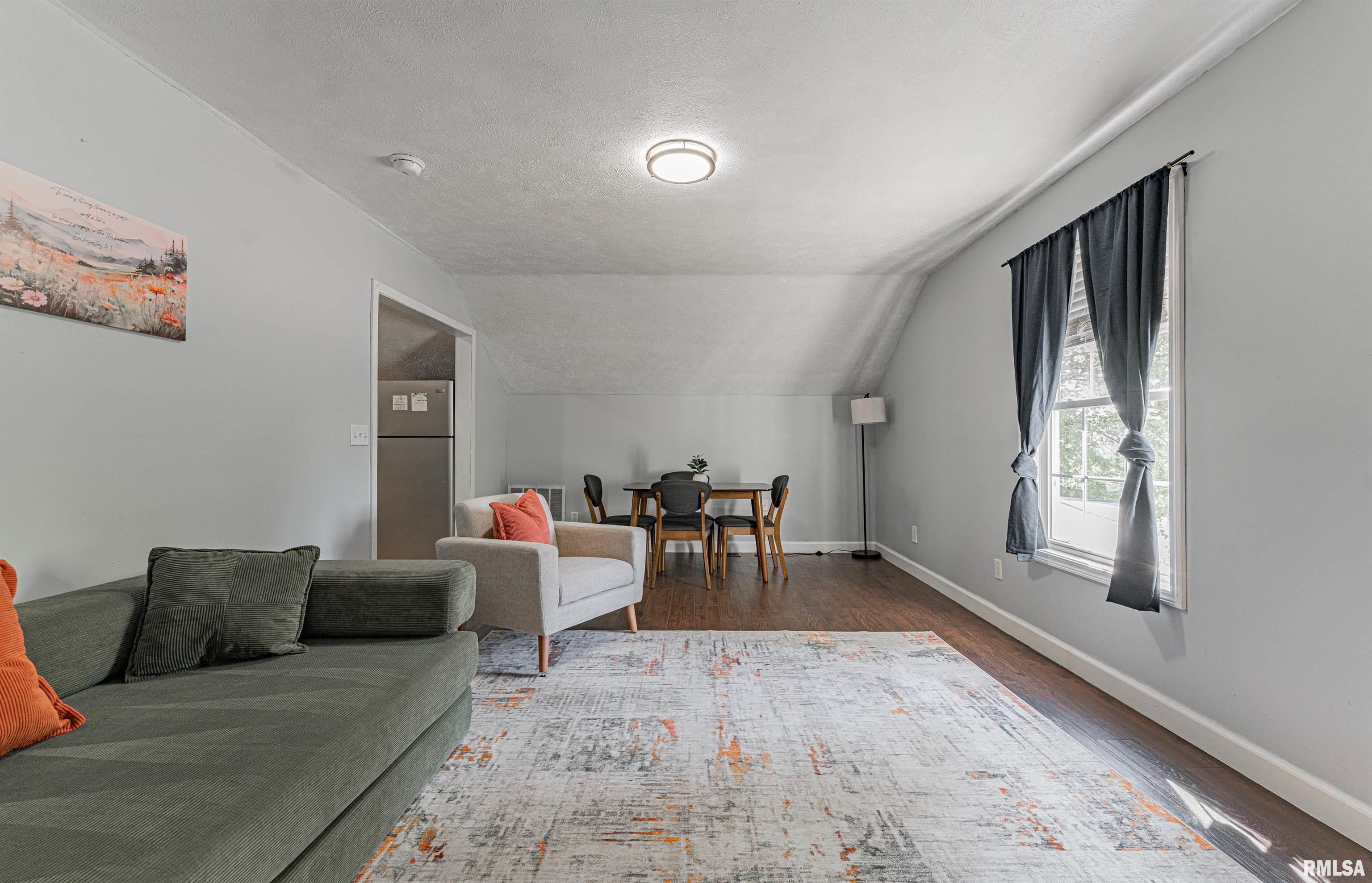 216 3rd Street Lincoln, IL 62656 - Photo 37 of 48