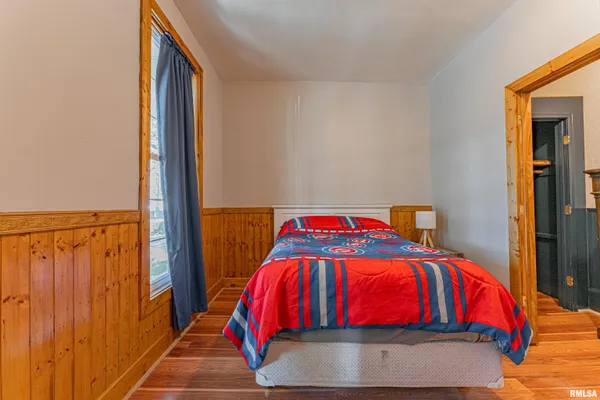 $254,900 | 216 3rd Street, Lincoln, IL 62656