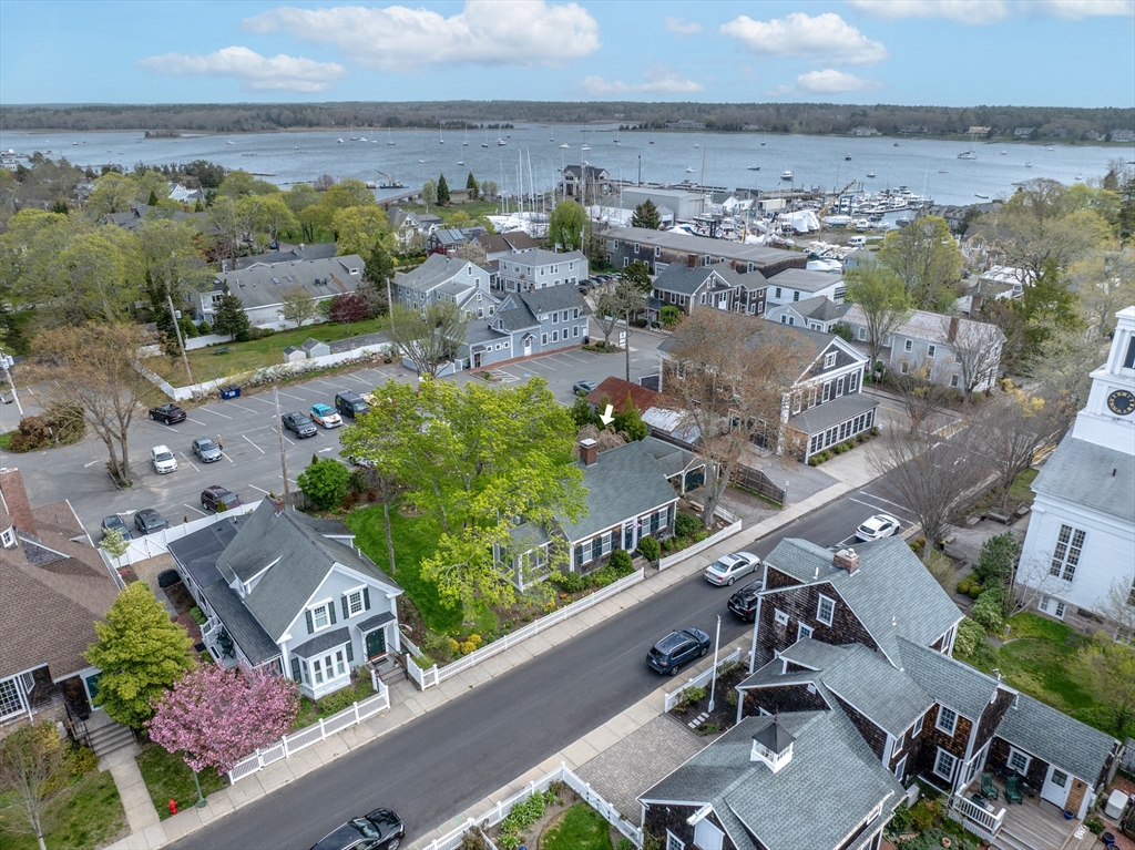 31 Main Street Marion, MA 02738 - Photo 23 of 29 an aerial view of multiple house