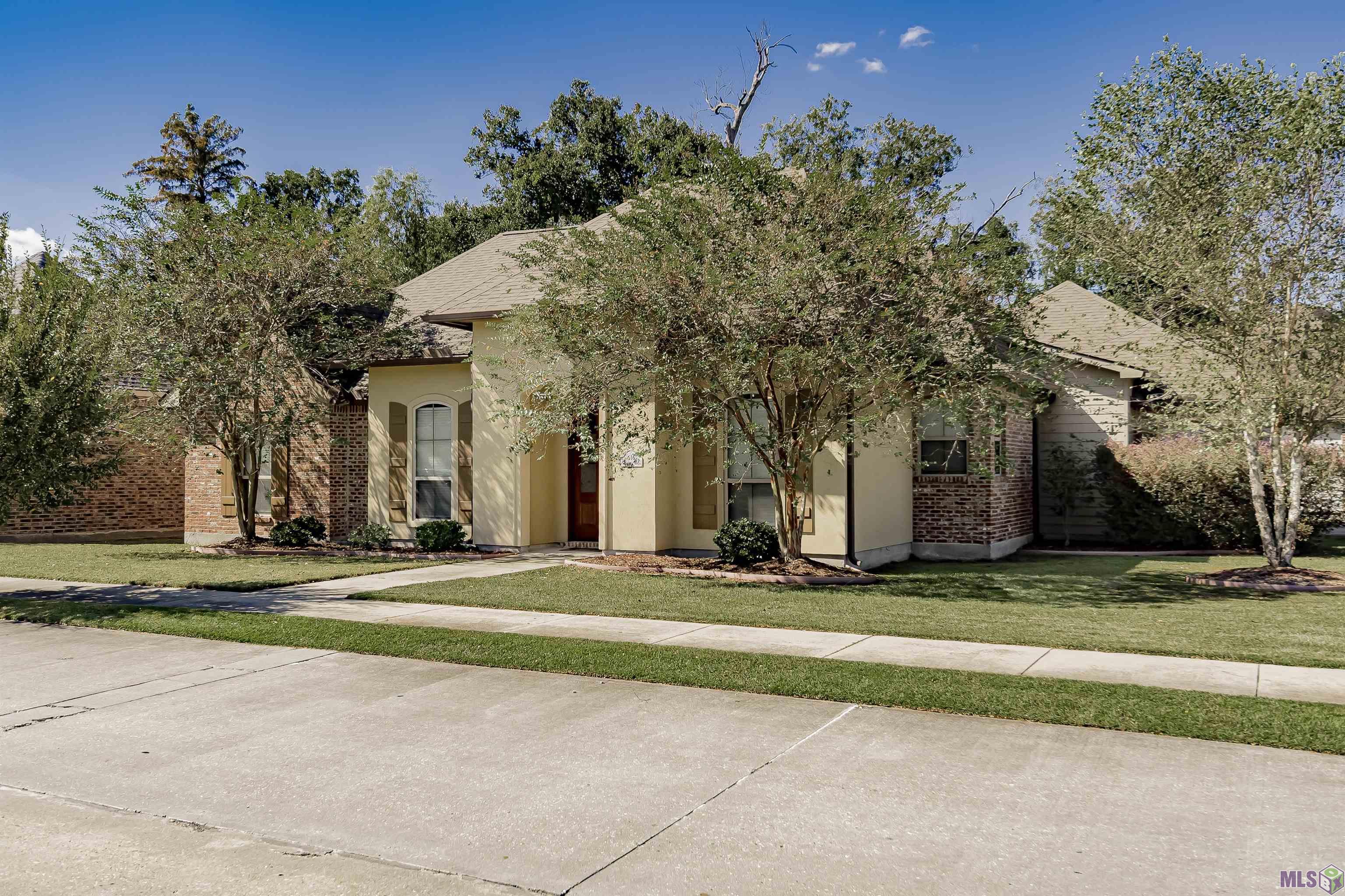 616 Portula Avenue Baton Rouge, LA 70820 - Photo 1 of 27