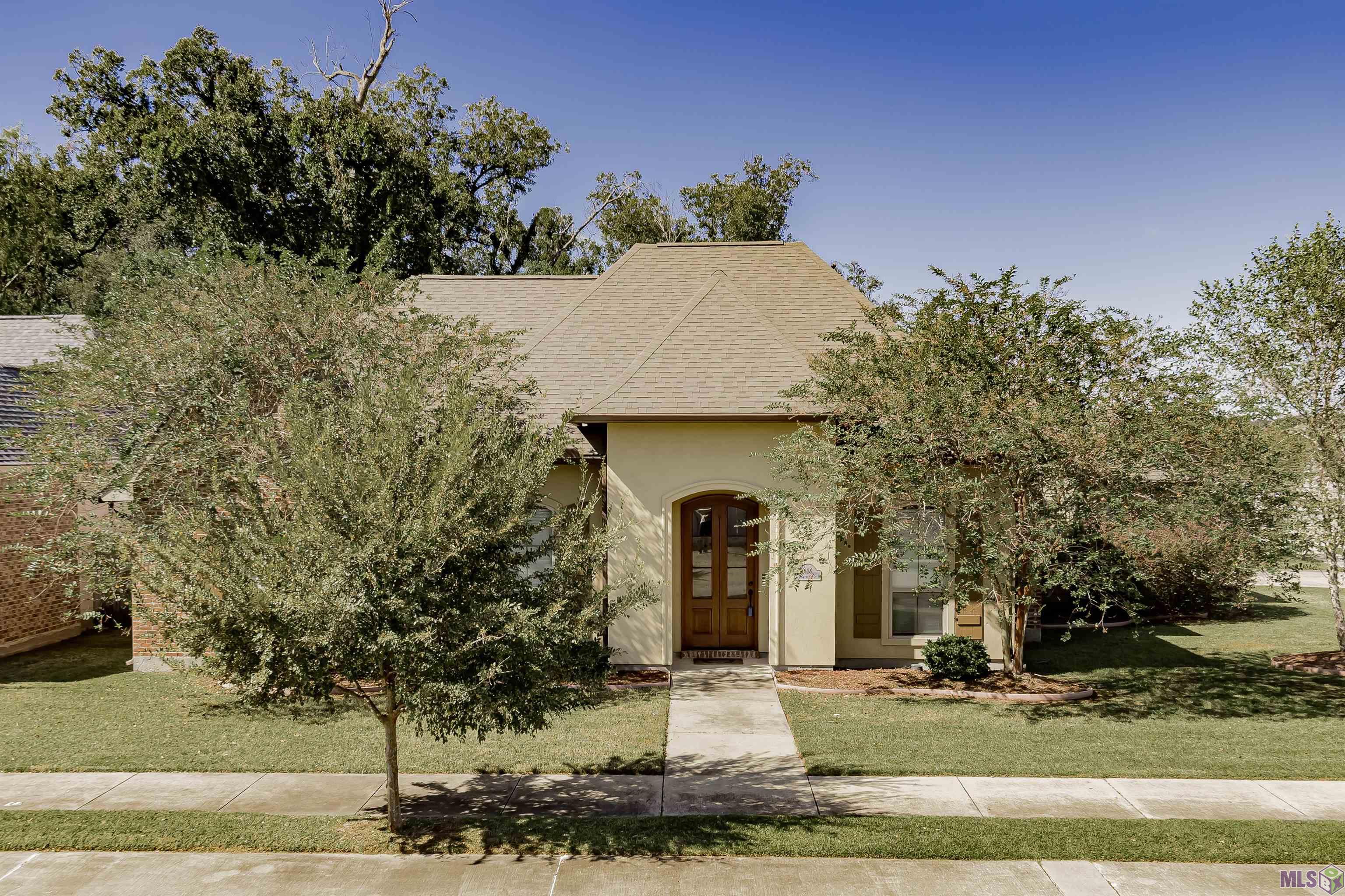 616 Portula Avenue Baton Rouge, LA 70820 - Photo 2 of 27 CORNER LOT