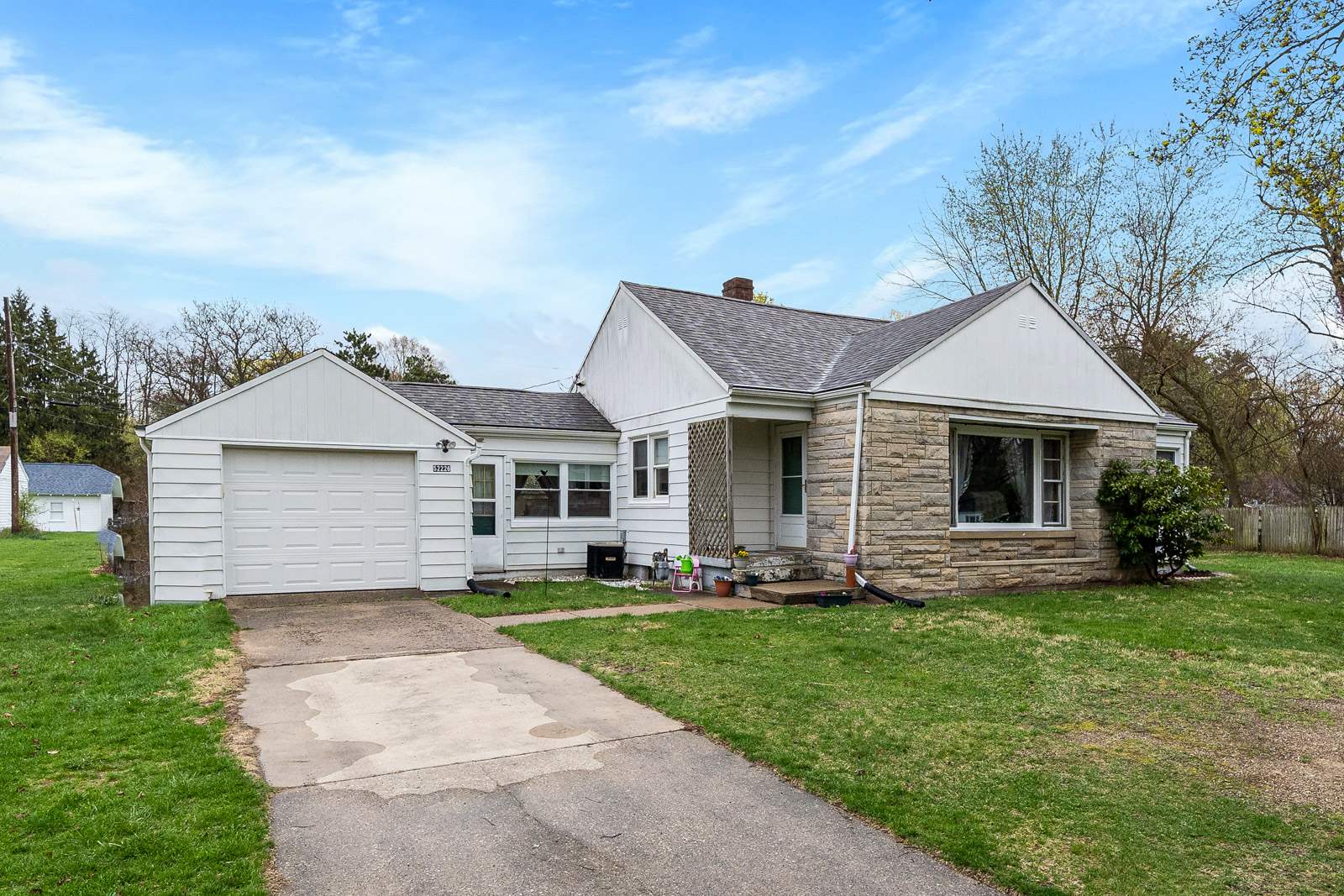 52226 Lily Road South Bend, IN 46637 - Photo 1 of 20 Gallery Image 1