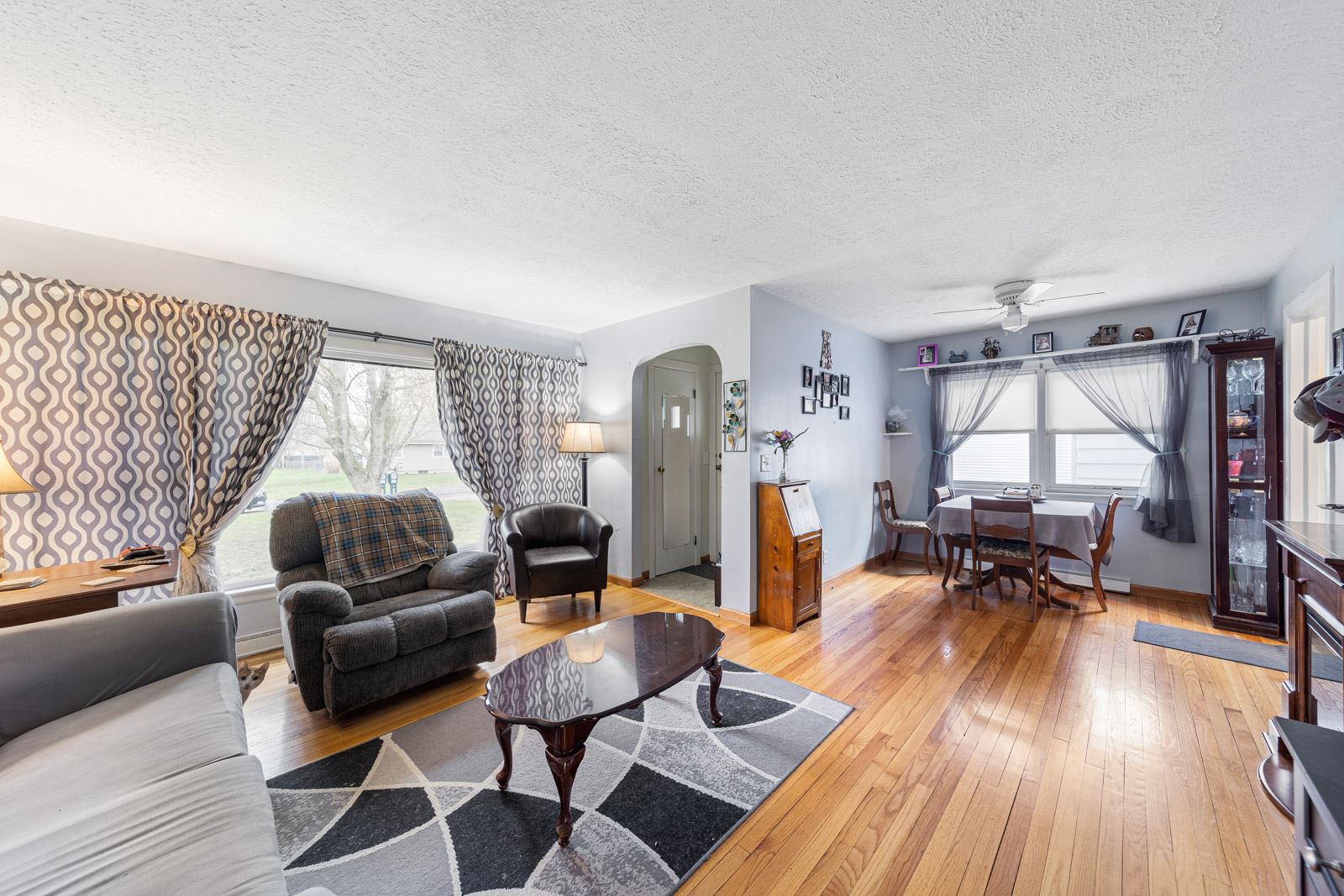 52226 Lily Road South Bend, IN 46637 - Photo 3 of 20 Gallery Image 3
