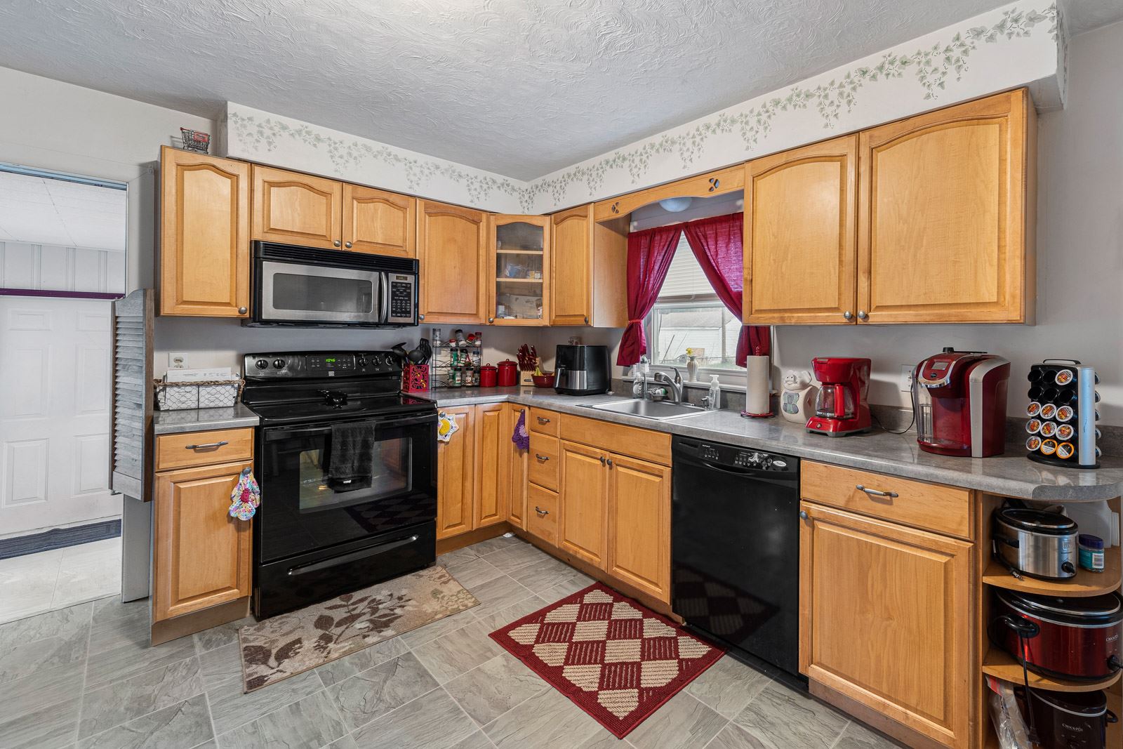 52226 Lily Road South Bend, IN 46637 - Photo 7 of 20 Gallery Image 7