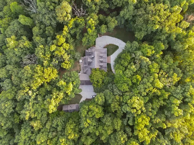 $759,000 | 693 Tower Hill Road, Livingston, TN 38570