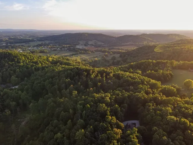 $759,000 | 693 Tower Hill Road, Livingston, TN 38570