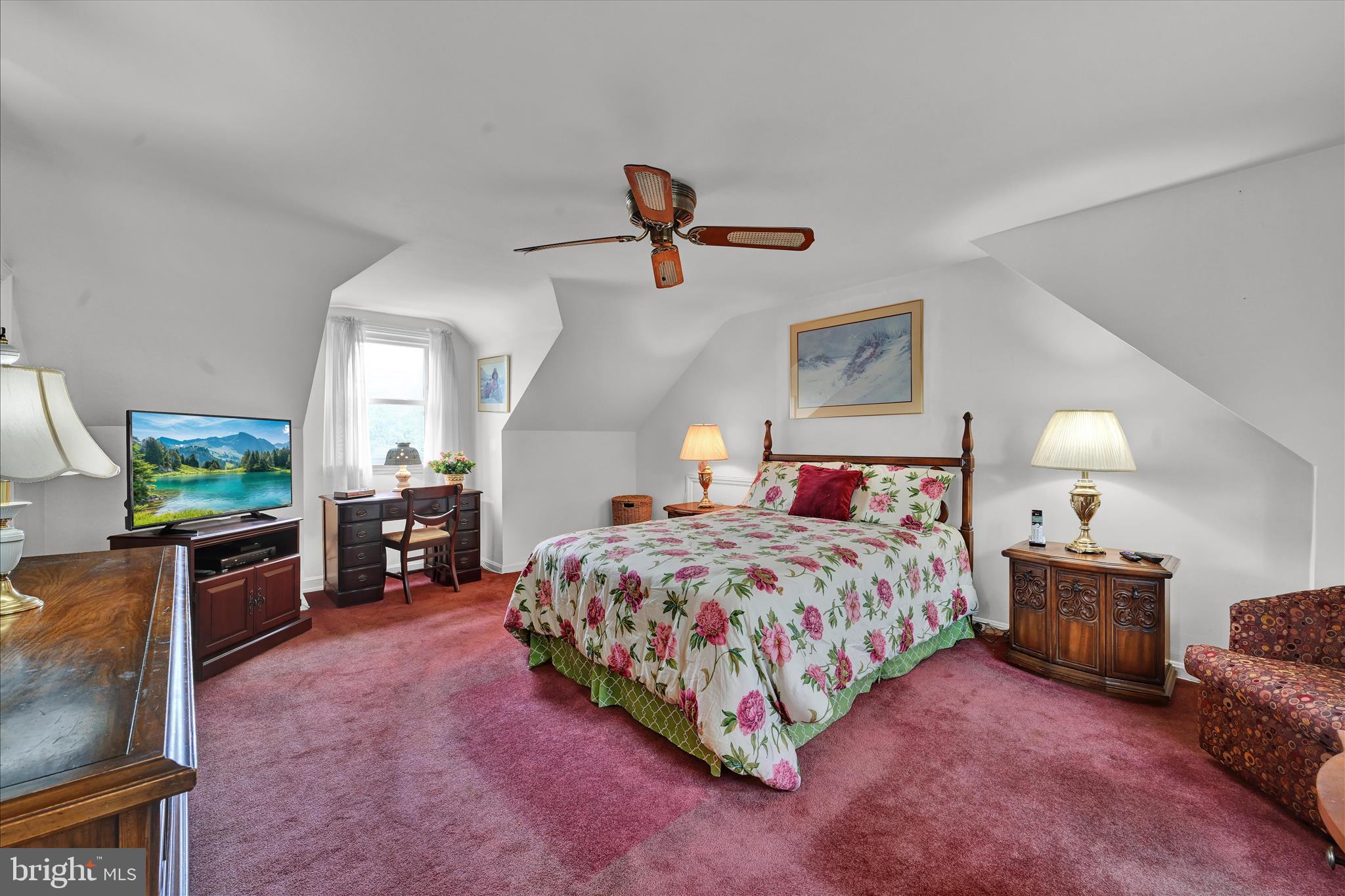 526 Argyle Road Drexel Hill, PA 19026 - Photo 21 of 42 Primary Bedroom