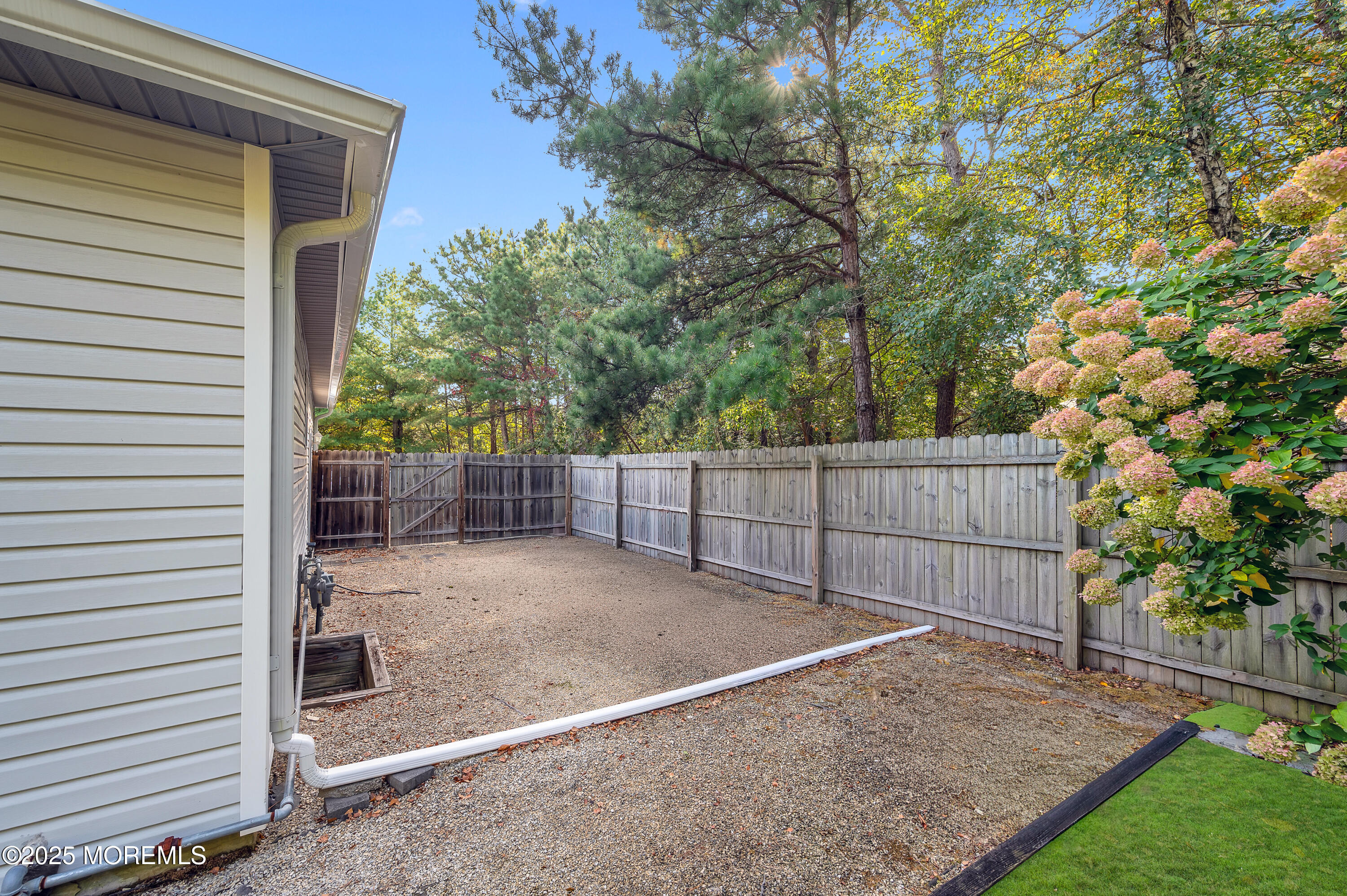 400 Schoolhouse Road Whiting, NJ 08759 - Photo 36 of 45 Back 7