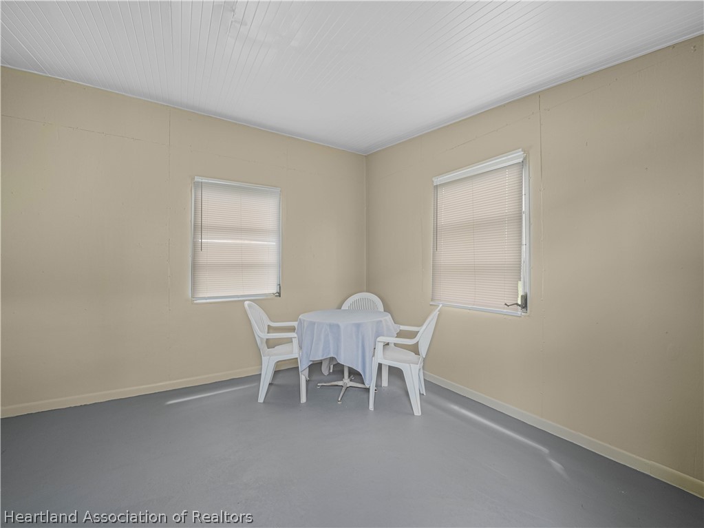 1505 Caribbean Road Sebring, FL 33870 - Photo 29 of 34 Gallery Image 29
