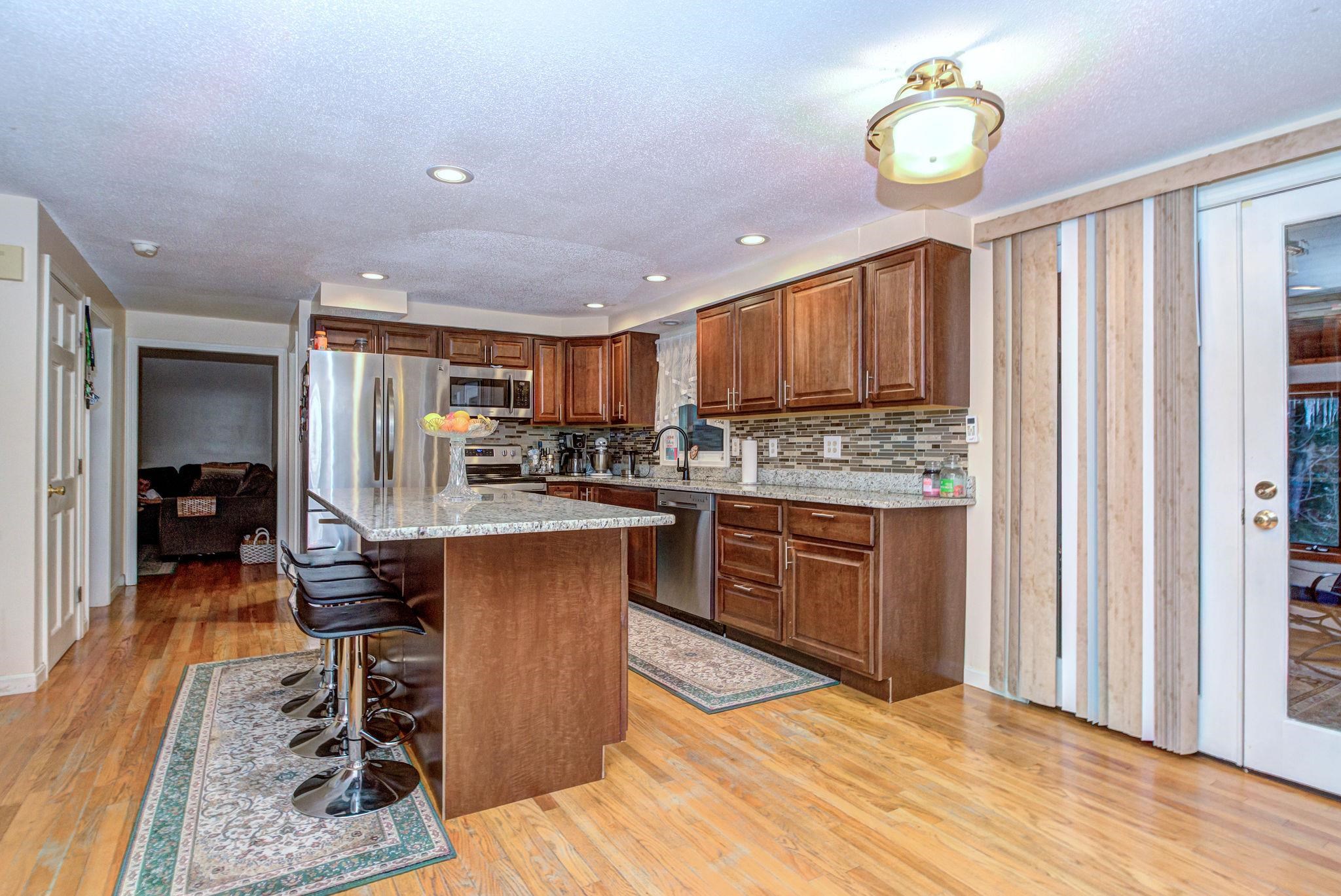 3 Abbey Road Bow, NH 03304 - Photo 13 of 48