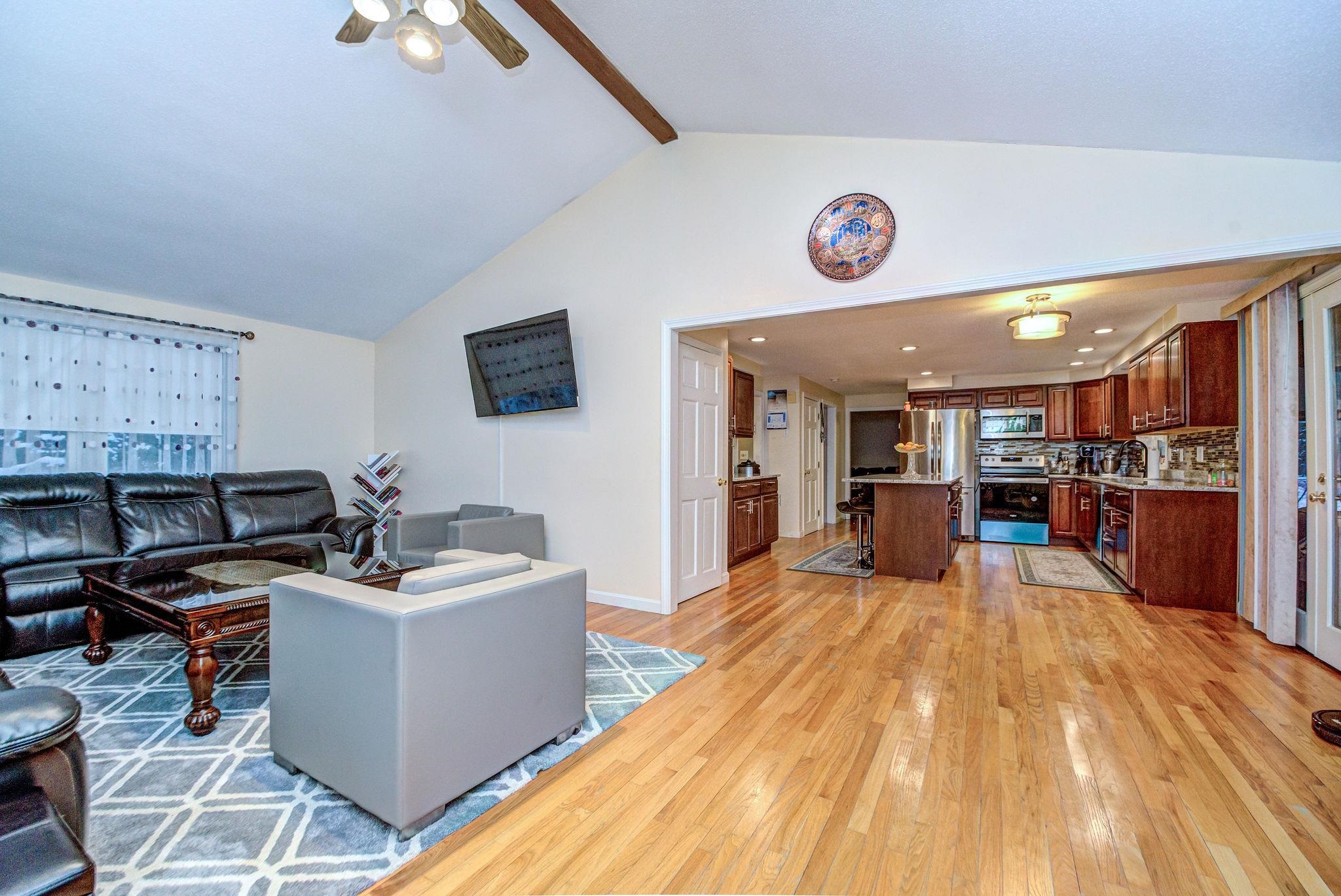 3 Abbey Road Bow, NH 03304 - Photo 18 of 48