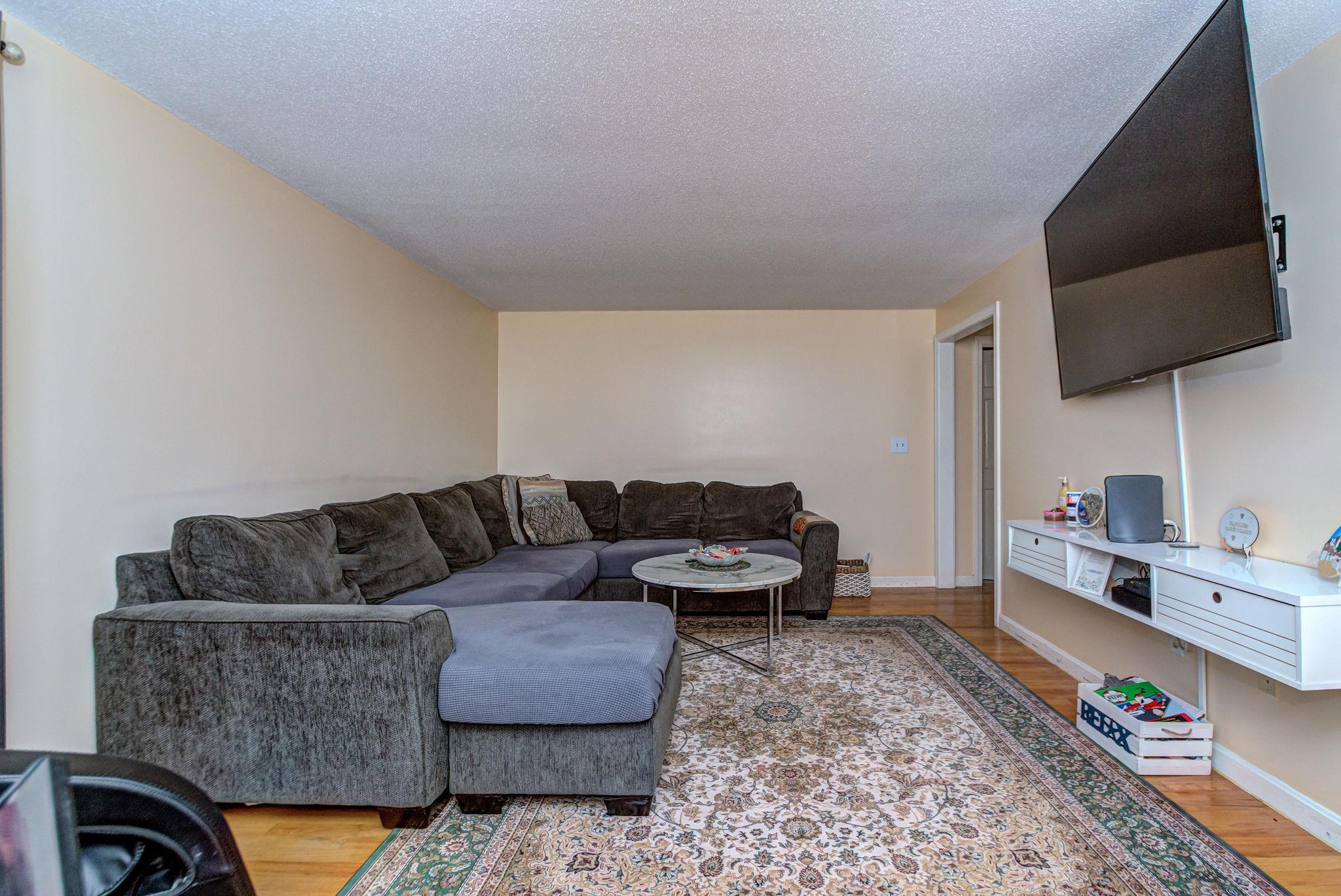 3 Abbey Road Bow, NH 03304 - Photo 23 of 48