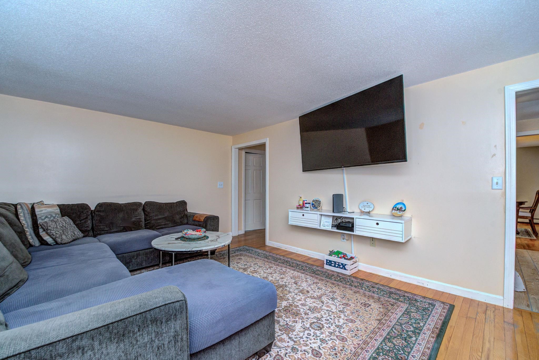 3 Abbey Road Bow, NH 03304 - Photo 24 of 48