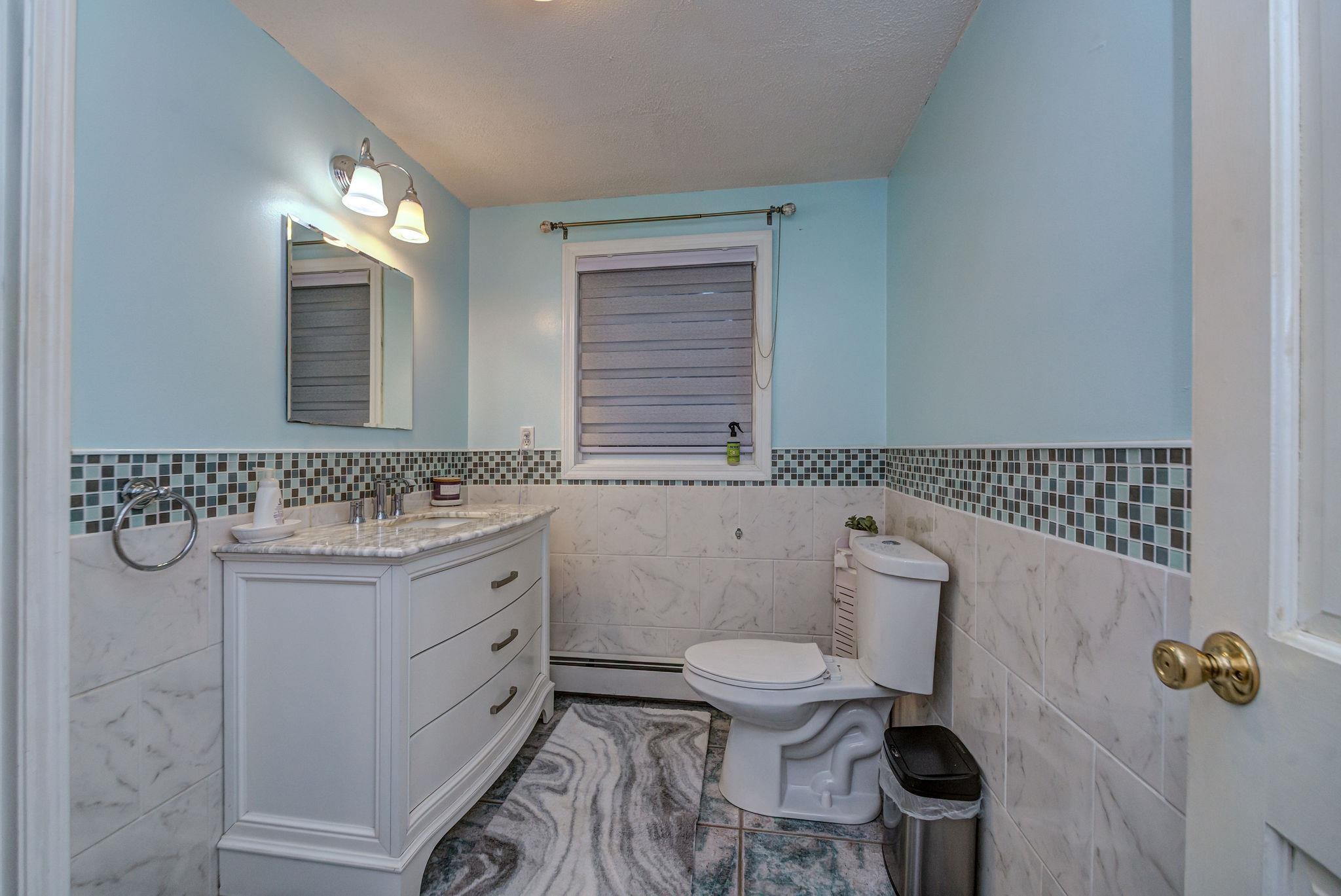 3 Abbey Road Bow, NH 03304 - Photo 25 of 48