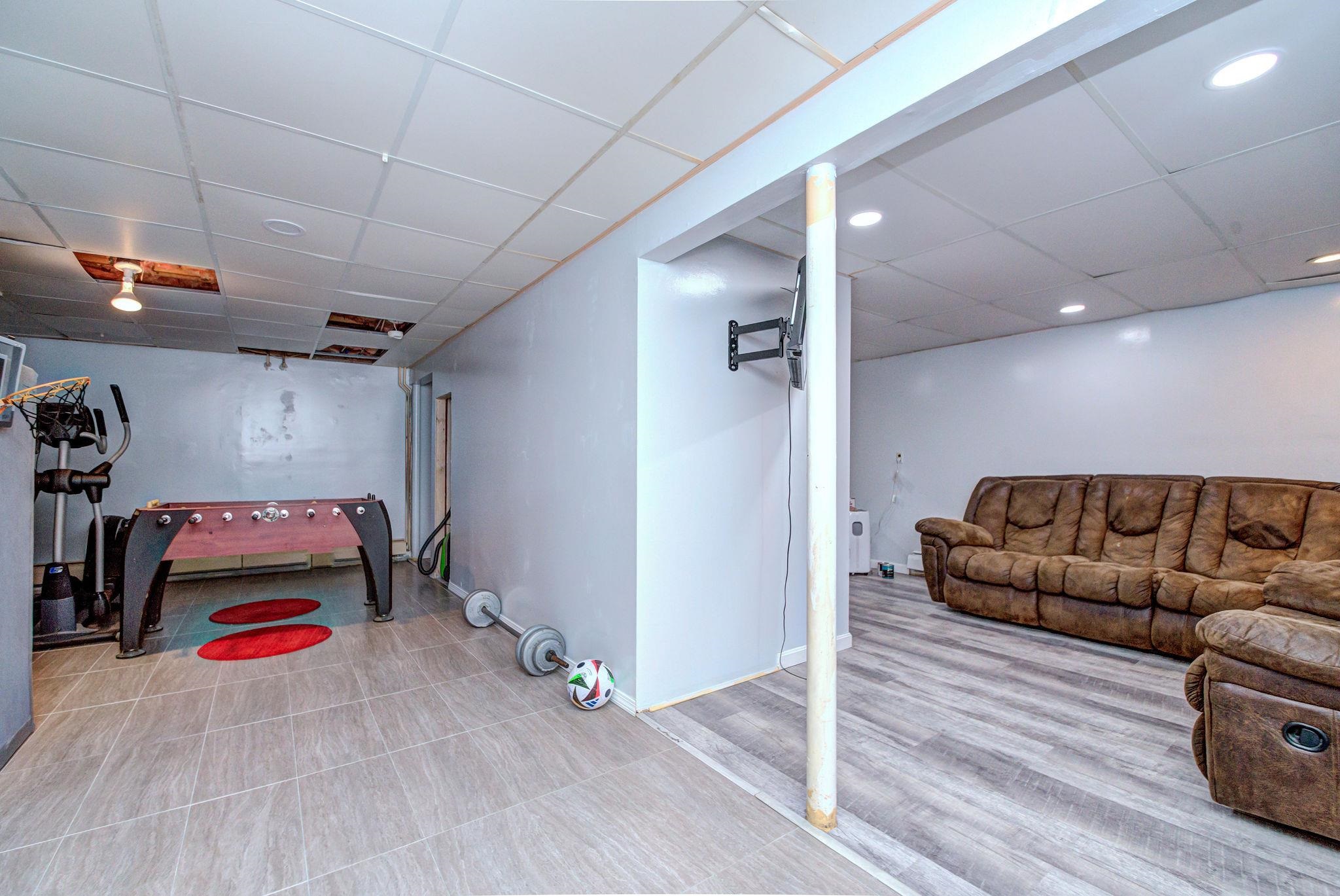 3 Abbey Road Bow, NH 03304 - Photo 46 of 48