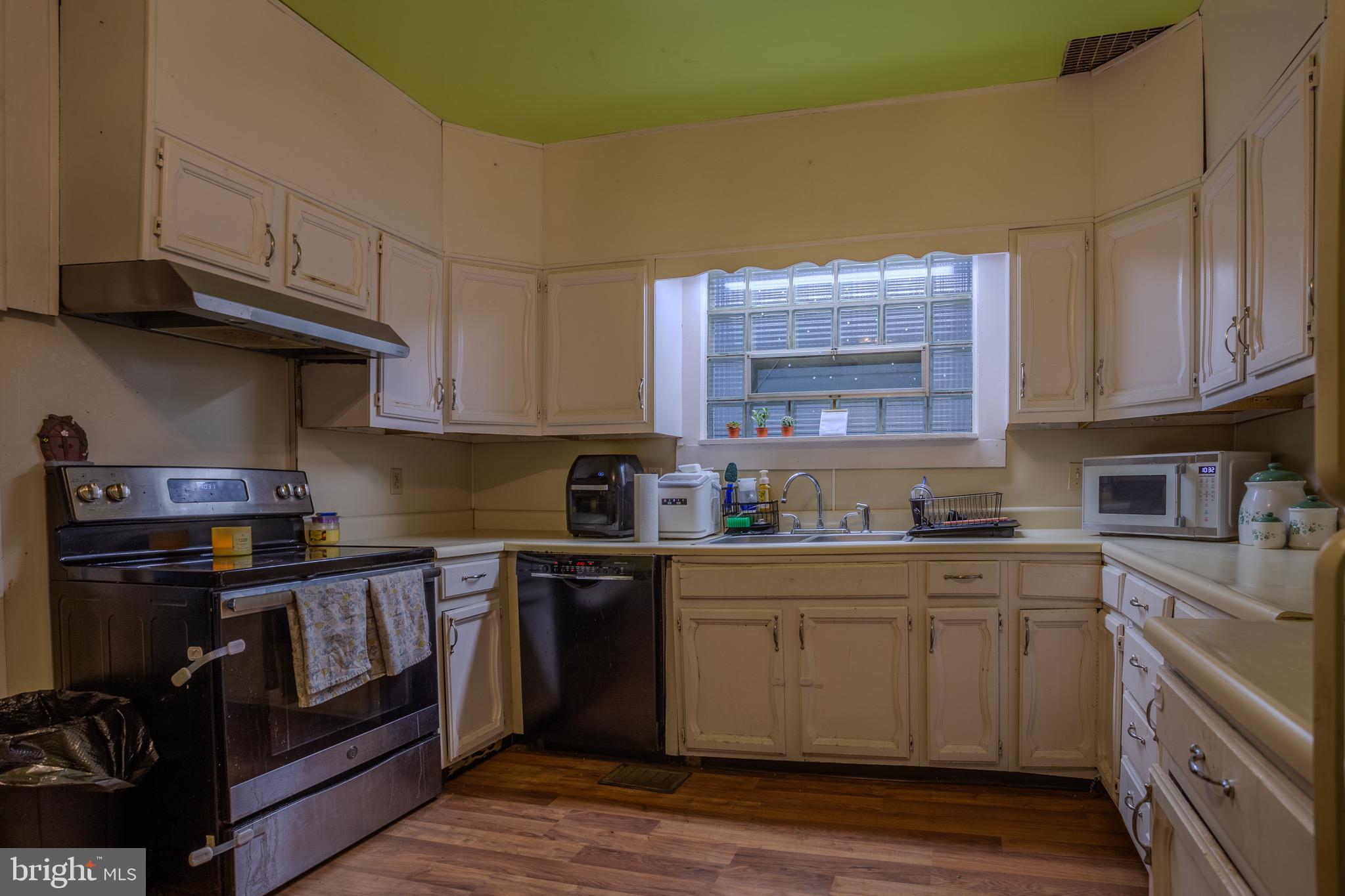 45 Orchard Street Keyser, WV 26726 - Photo 4 of 56