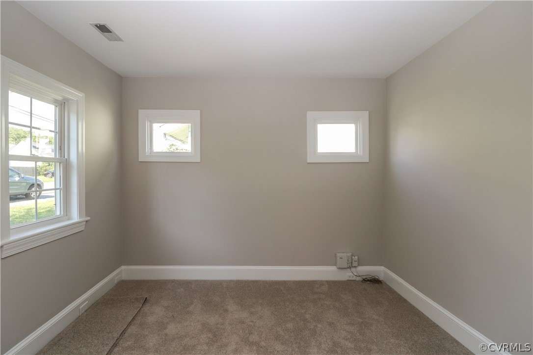 2707 Maplewood Road Henrico, VA 23228 - Photo 4 of 22 Gallery Image 4