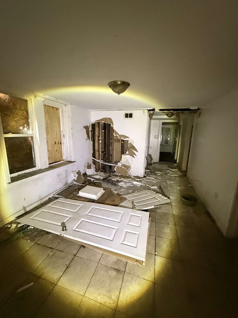 8417 South Escanaba Avenue Chicago, IL 60617 - Photo 22 of 22