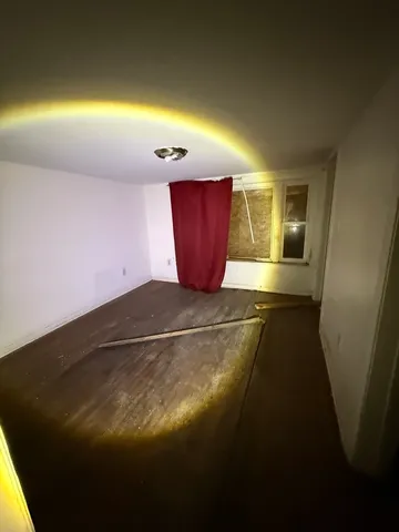 $84,000 | 8417 South Escanaba Avenue, Chicago, IL 60617