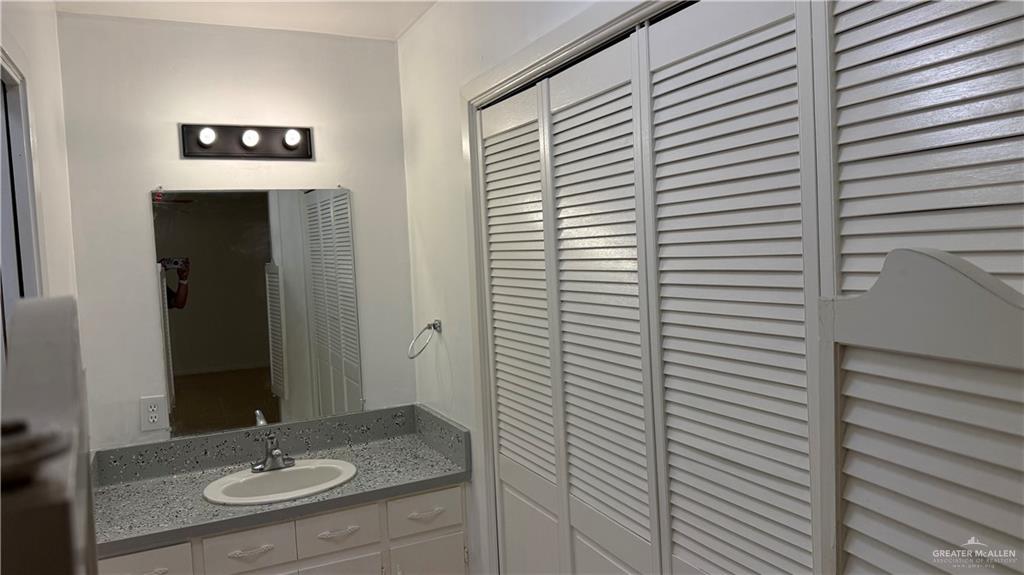 1204 West 4th Street Weslaco, TX 78596 - Photo 17 of 43