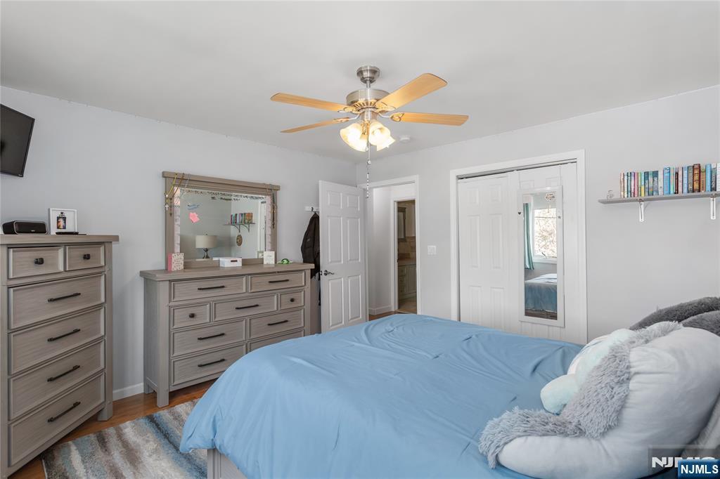 4 Lorelei Terrace Lodi, NJ 07644 - Photo 19 of 27