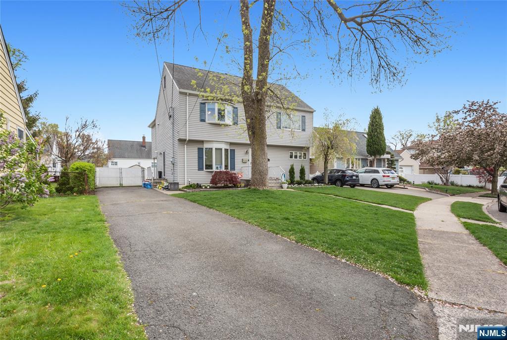 4 Lorelei Terrace Lodi, NJ 07644 - Photo 27 of 27