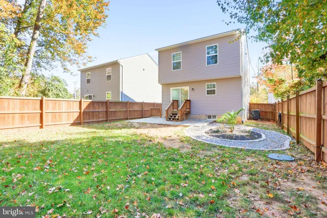 $2,900 | 410 Thelma Avenue, Glen Burnie, MD 21060