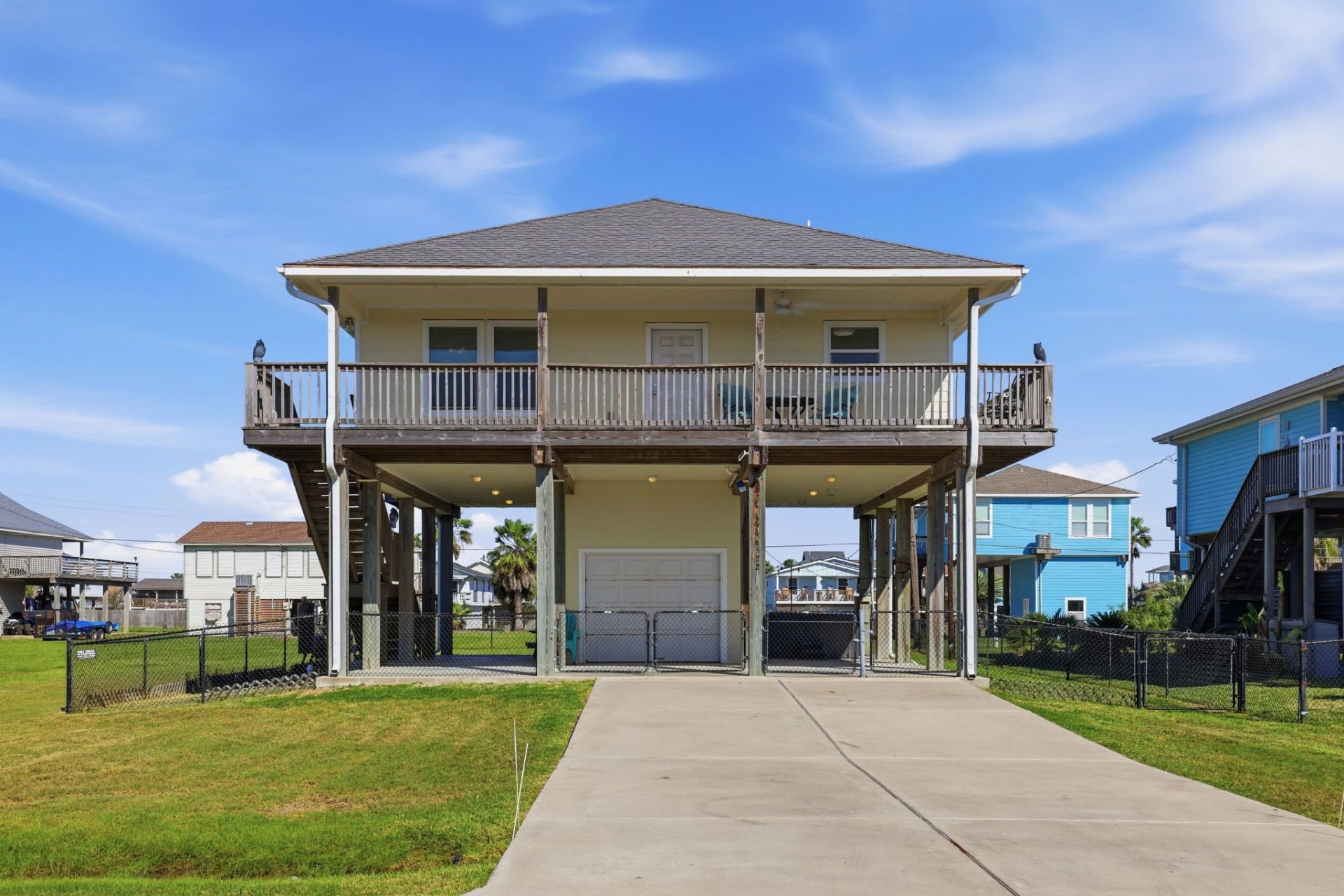16522 John Silver Road Galveston, TX 77554 - Photo 2 of 26