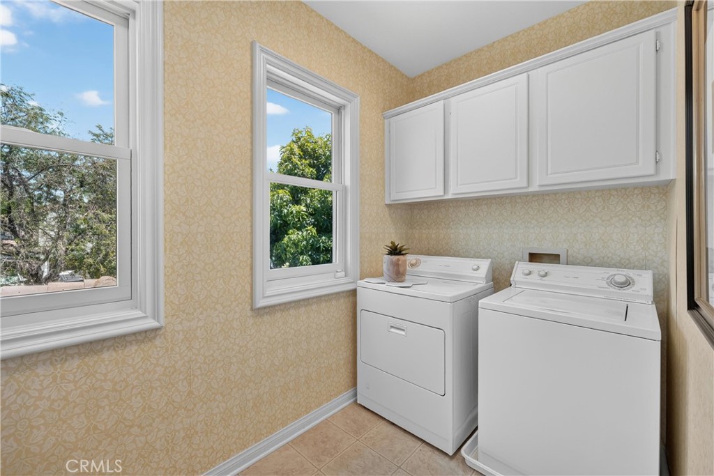 8 Castlebar Irvine, CA 92618 - Photo 51 of 69 Second Floor Laundry